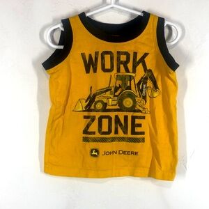 John Deere yellow work zone top size 2T